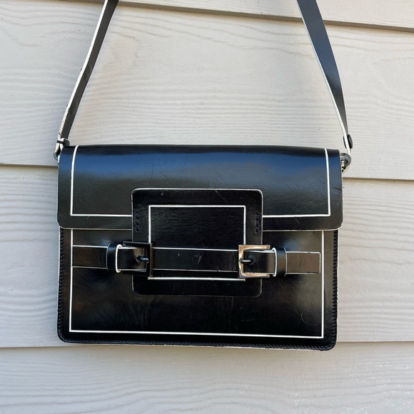 Fendi black and white purse - Picture 1 of 16